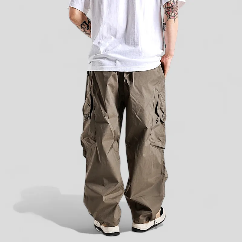 Baggy fit origami cargo pocket pant
