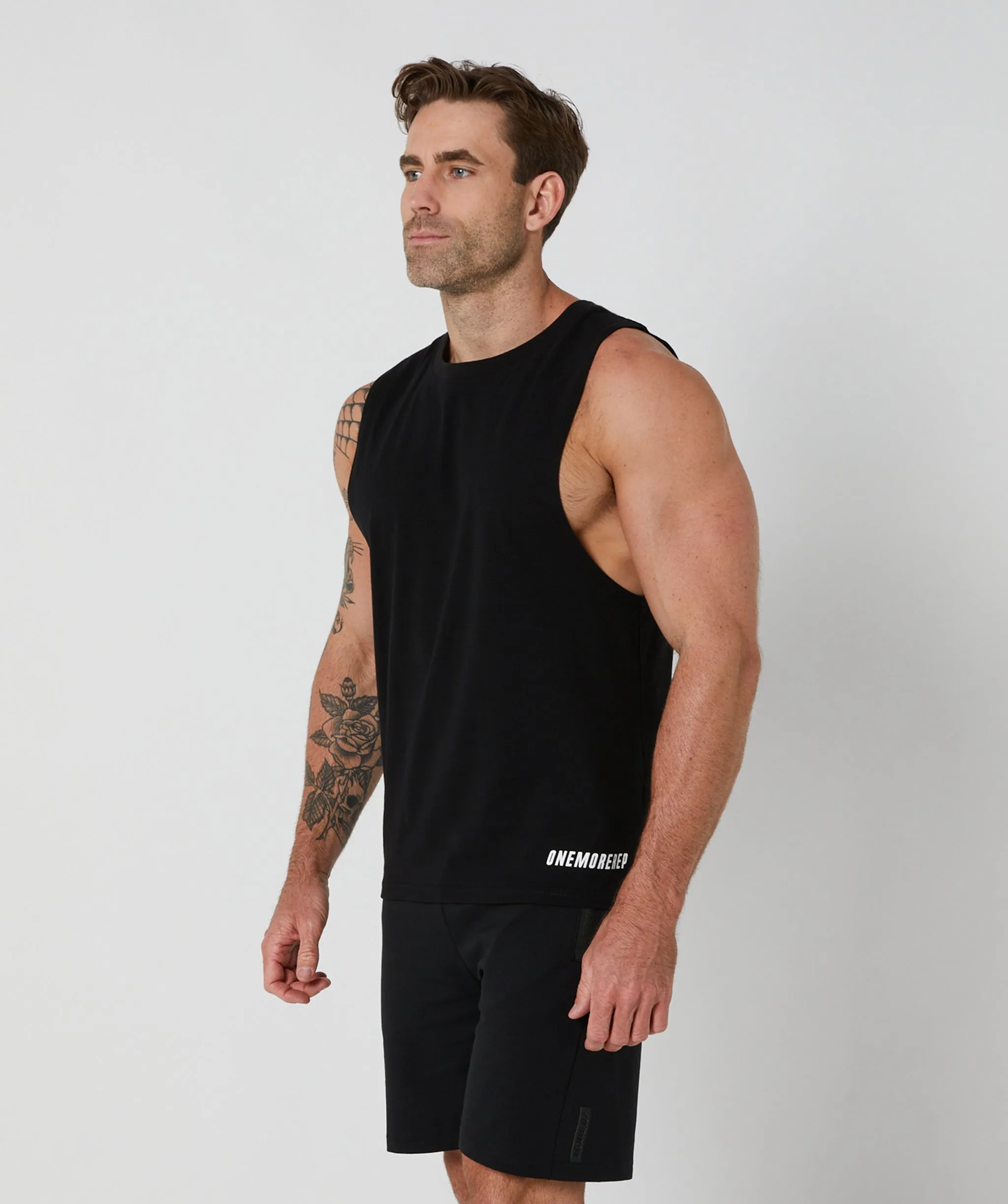 Core Muscle Tee Black