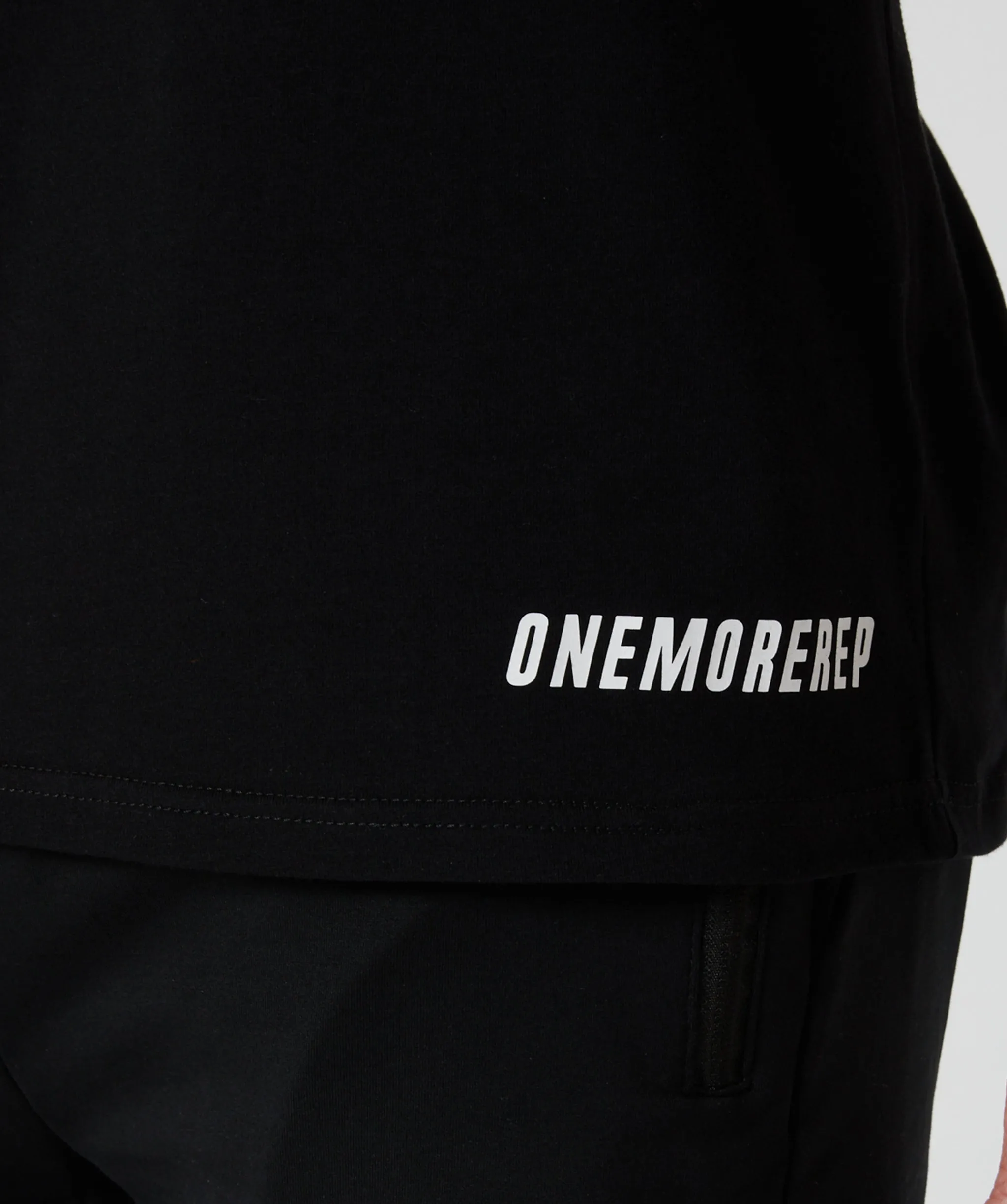 Core Muscle Tee Black