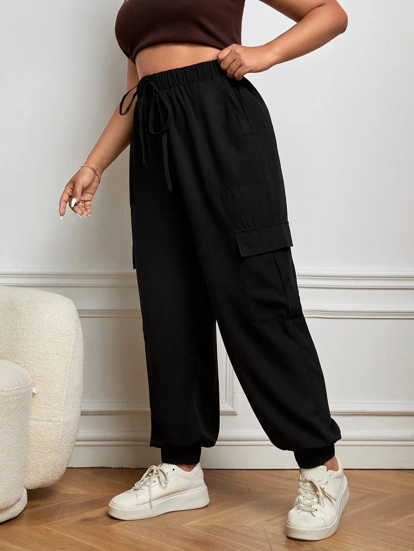 Drawstring Natural Fit Waist Cargo Pant