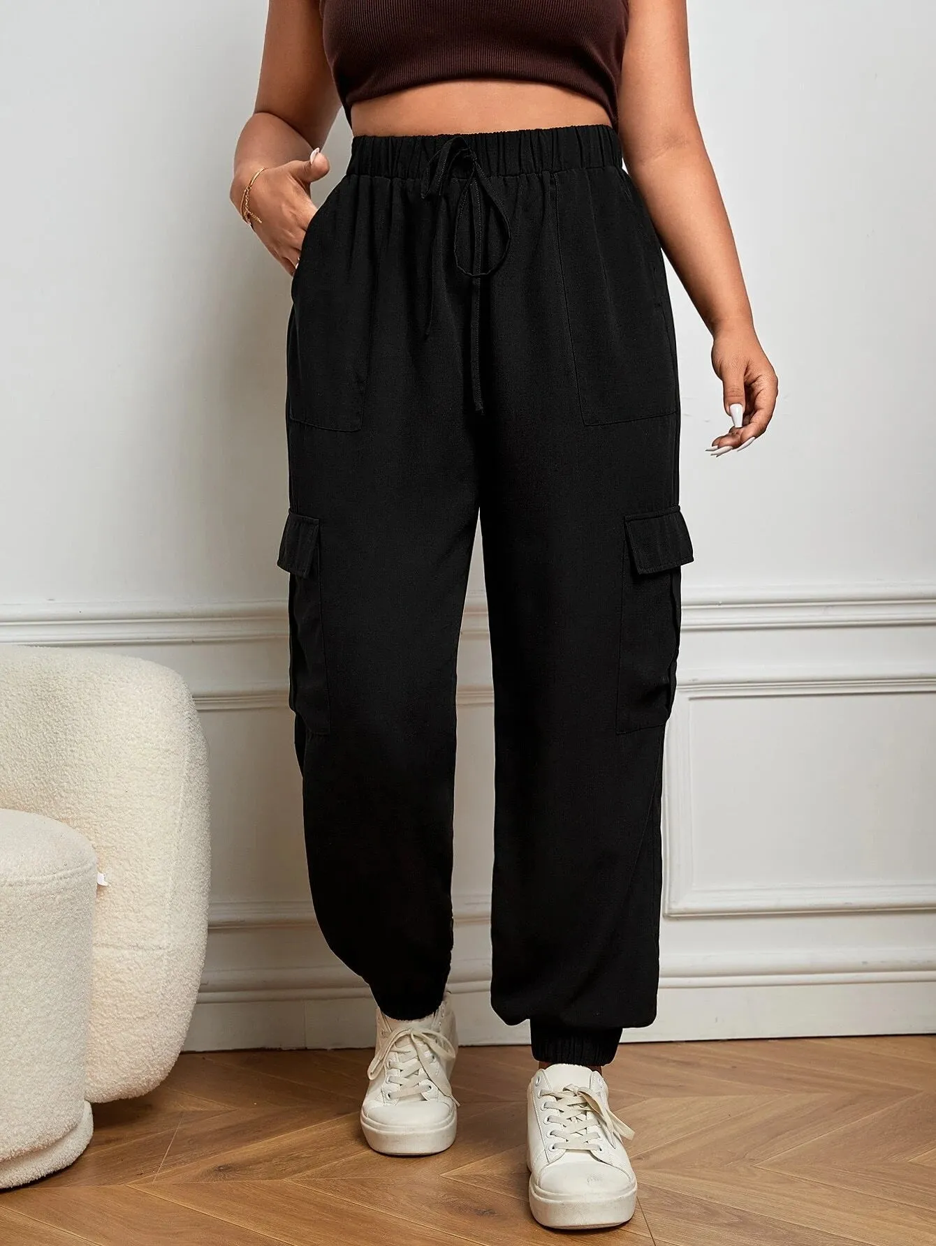 Drawstring Natural Fit Waist Cargo Pant