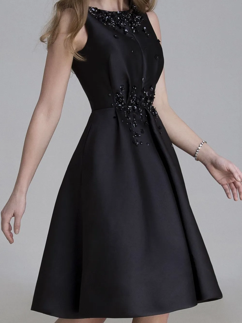Embroidered Short Gown