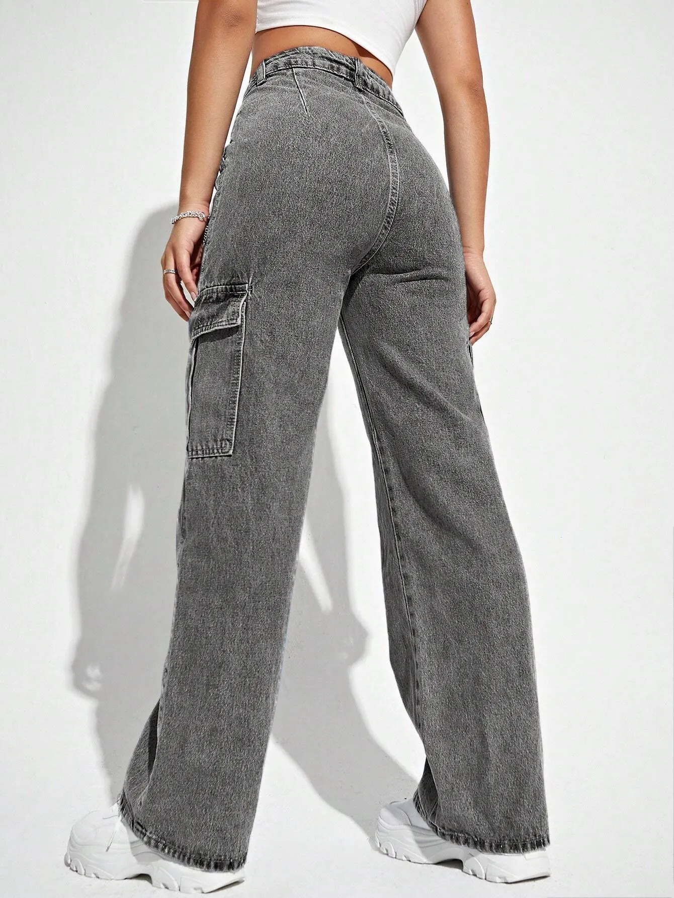 Flap Pocket Denim Cargo Jeans
