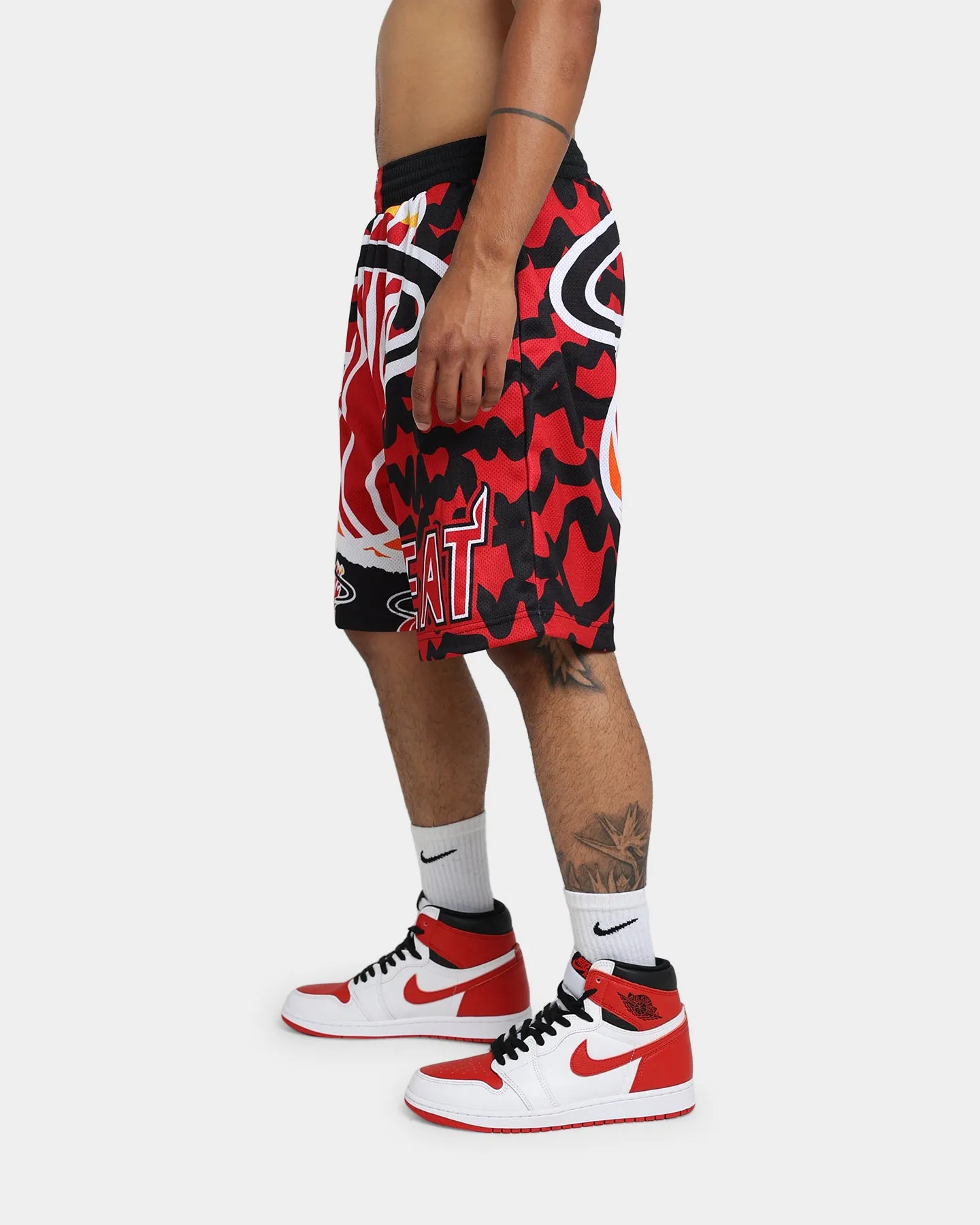 Mitchell & Ness Miami Heat Jumbotron 2.0 Sublimated Shorts Red