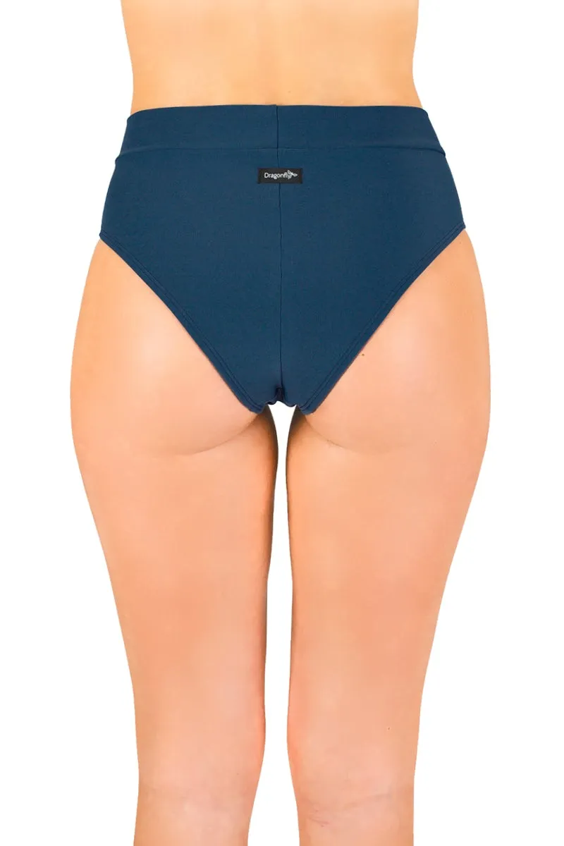 Molly mesh shorts