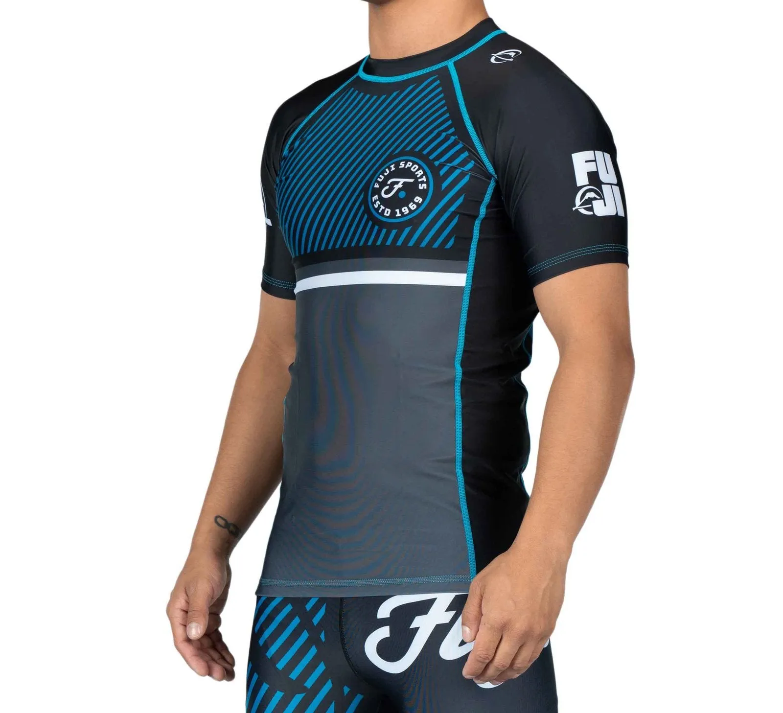 Script Short Sleeve Rashguard